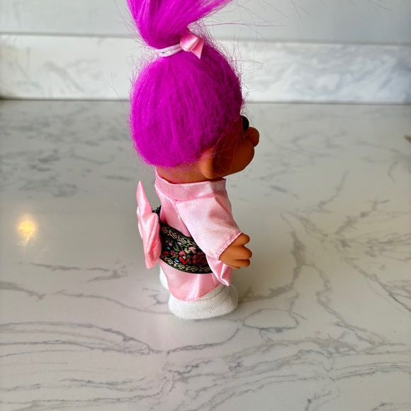 Russ Japanese Kimono Around The World Troll Doll, Vintage - Picture 4 of 6